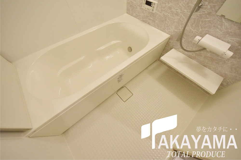 収納　浴室、1坪サイズの広々とした浴槽が魅力のキレイなお風呂★