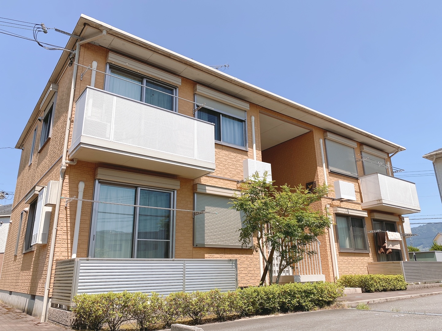 朝来市山東町楽音寺のアパートの建物外観