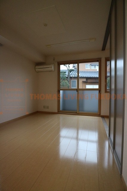 居室・リビング　陽当たり良好