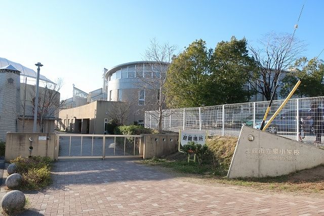 【土岐市泉町定林寺のアパートの小学校】