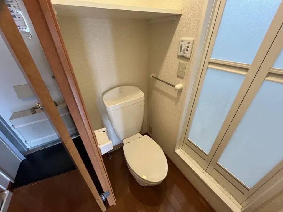 トイレ　トイレ