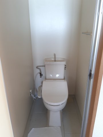 トイレ　2021年11月撮影※現況を優先致します。