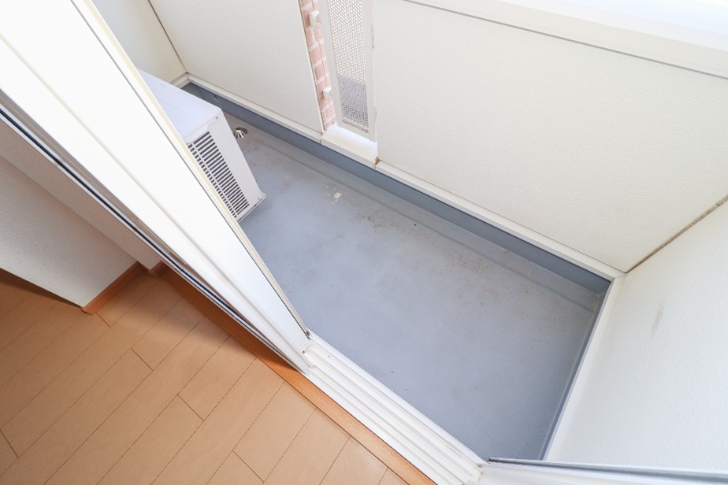 バルコニー　図面と現状に相違がある場合には現状を優先