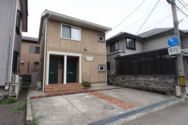 石川県金沢市円光寺２（アパート）の賃貸物件の外観