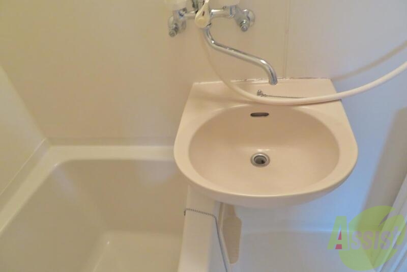 洗面設備　洗面はこちらです。歯磨きもここでＯＫです。