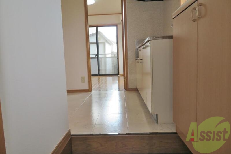 玄関　玄関から見たお部屋です。イメージできますか。