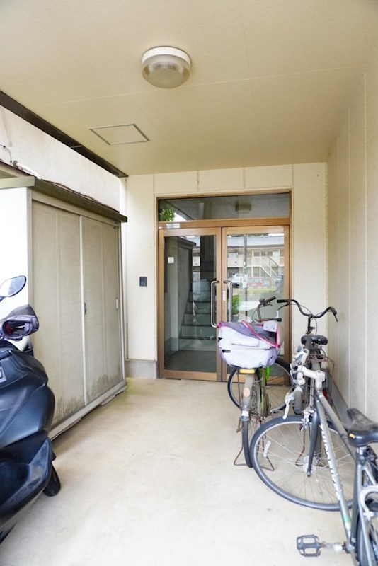 エントランス　エントランス