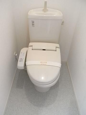 トイレ　★シャワー付きトイレ！★