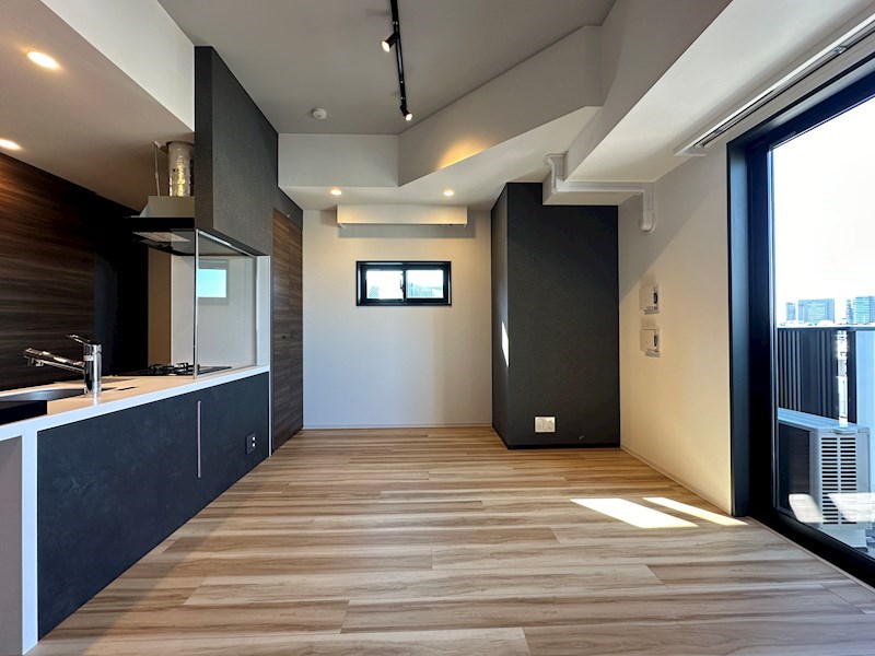 居室・リビング　居間