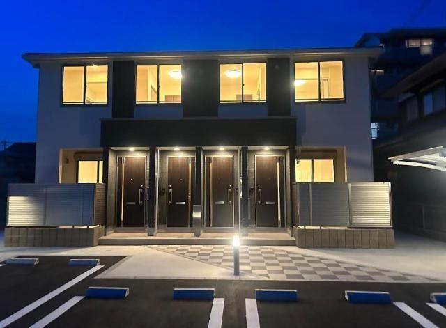 エントランス　省エネ性能ラベル