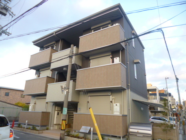 エントランス　日当たり良いです