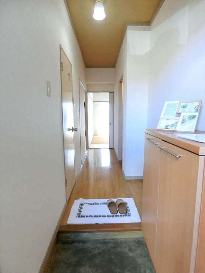 玄関　きれいな玄関です♪