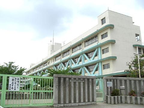 ラ・ヴェール茨木　茨木市立耳原小学校（その他　520m）