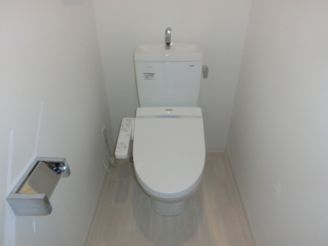 トイレ　※別のお部屋の写真です。現状を優先させます。