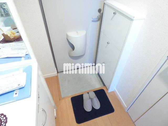 玄関　玄関ポストがオシャレ