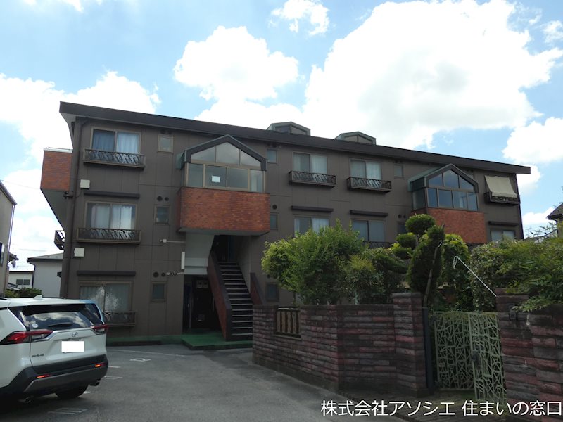 建物外観　若葉マンションのご紹介は住いの窓口アソシエにお任せ下さい。
