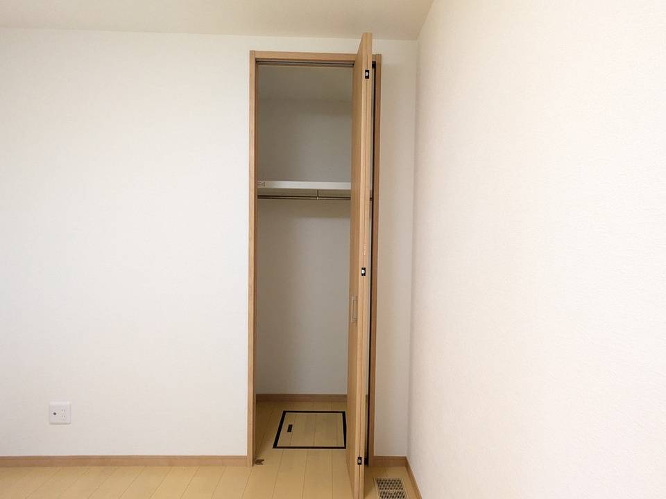 収納　クローゼット