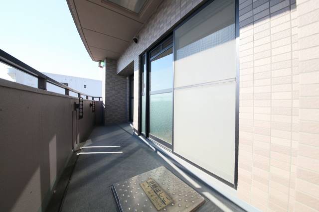 バルコニー　日当たり良好