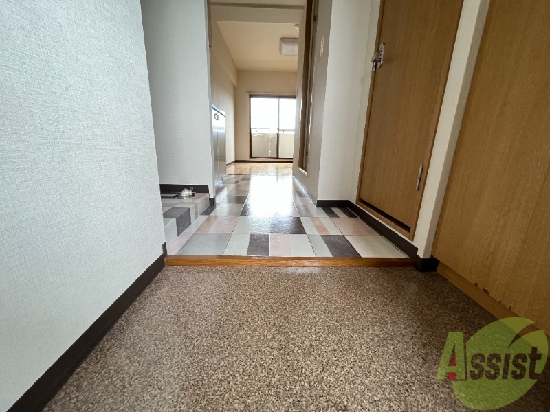 玄関　玄関の撮影を致しました。イメージできますか。