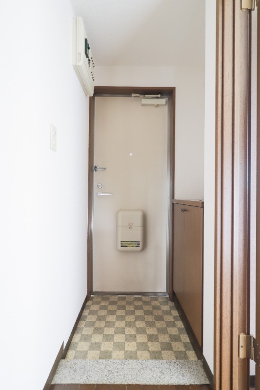 玄関　図面と現状に相違がある場合には現状を優先