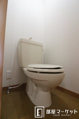 トイレ　同型タイプ