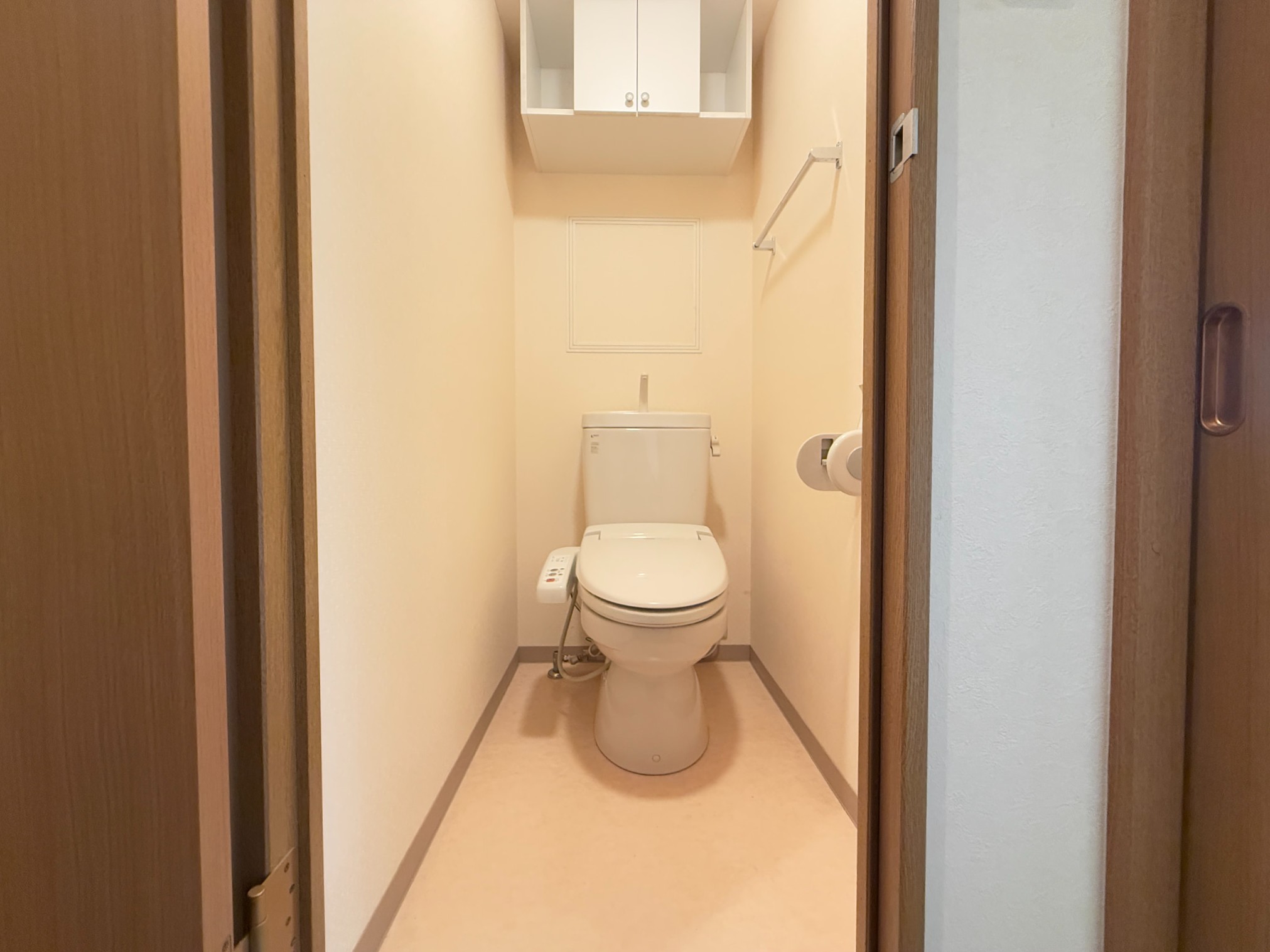 プロヴァンスのトイレ写真
