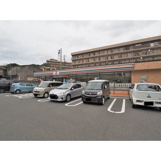 コンビニ　セブンイレブン下関貴船４丁目店（コンビニ）まで283m