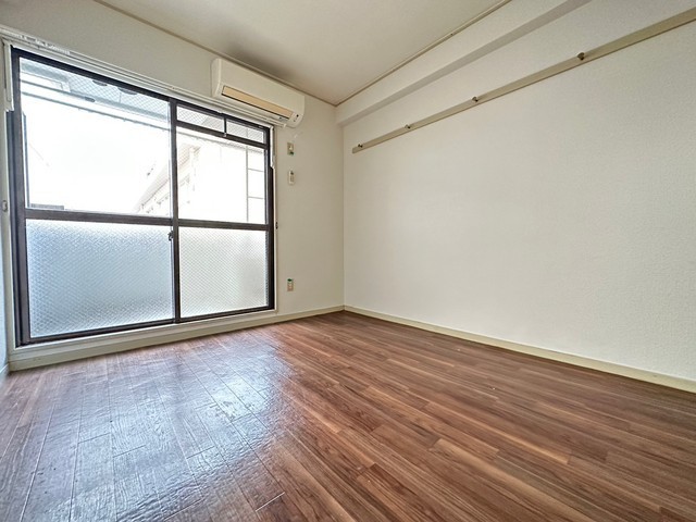 居室・リビング　※他部屋の写真です。現況優先。