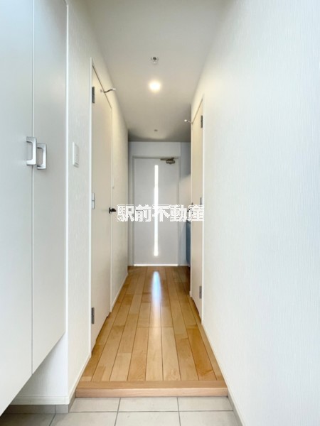 玄関　※同マンション別部屋