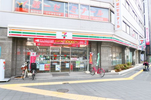 コンビニ　セブンイレブン 大阪浜口東3丁目店（コンビニ）まで297m