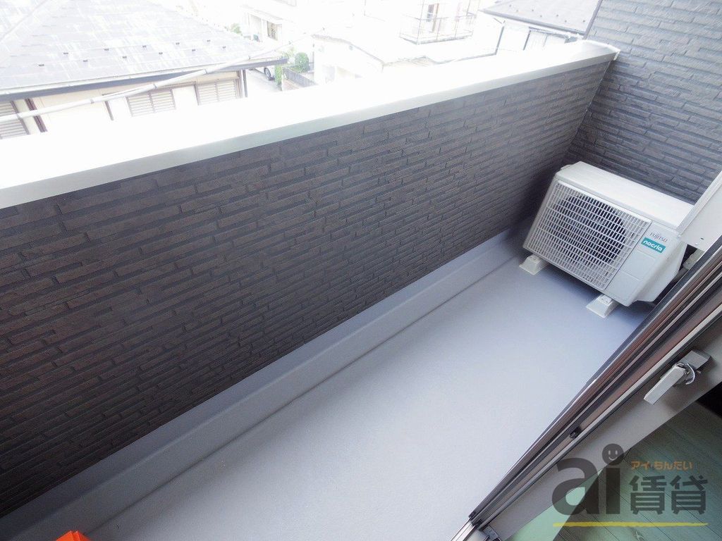 バルコニー　※同仕様写真です