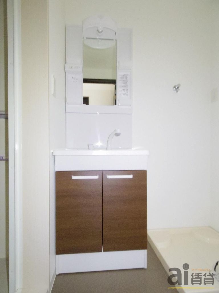 洗面設備　※同仕様写真です