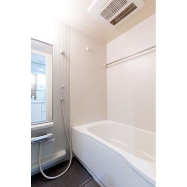 バス・シャワールーム　※写真は同タイプ住戸です。?