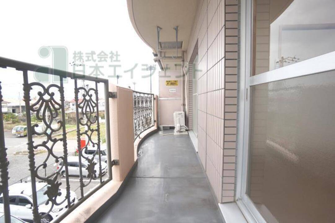 バルコニー　バルコニー