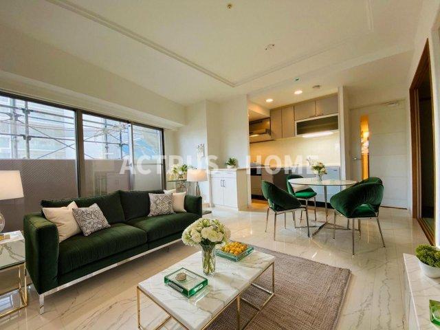 居室・リビング　AIで家具等を配置したもので家具等は含まれません。