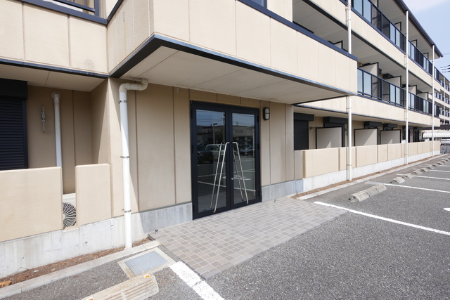 エントランス　★綺麗なエントランスです★