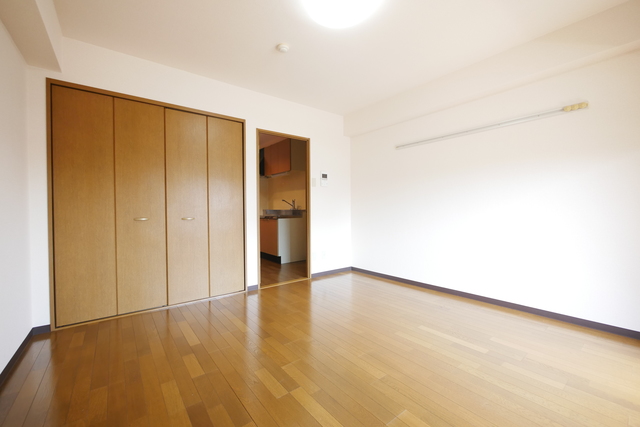 その他部屋・スペース　★明るい洋室です★