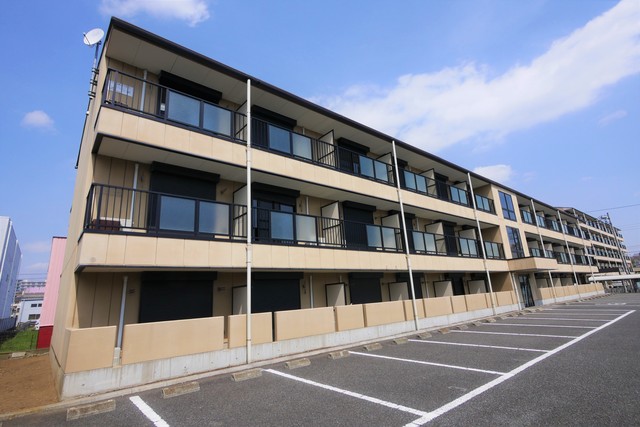 建物外観　★お部屋探しは（０４６－２３６－３９３９）住まナビＮＥＸＴ★