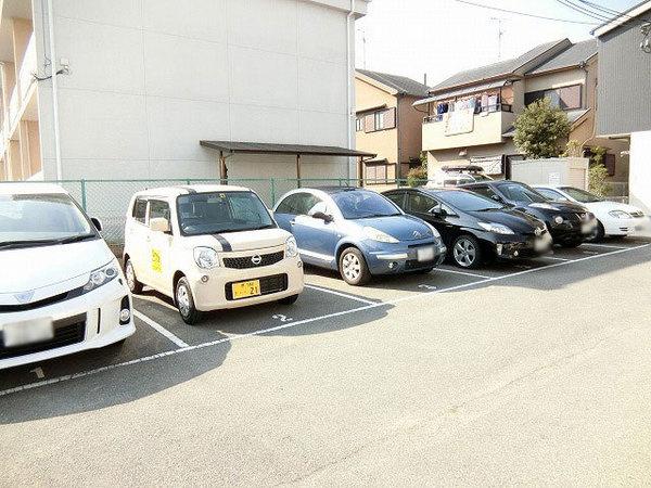 駐車場　駐車しやすい！