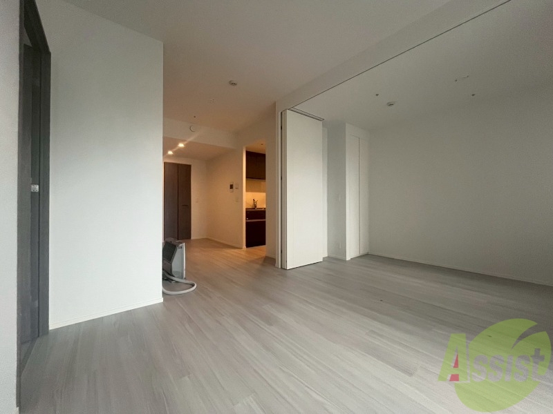 居室・リビング　日当たり良く広々したリビングで快適に過ごせます。