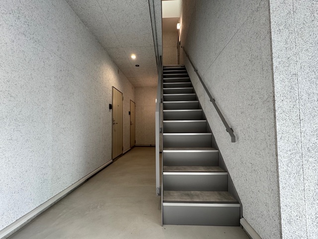 ロビー　共用部廊下