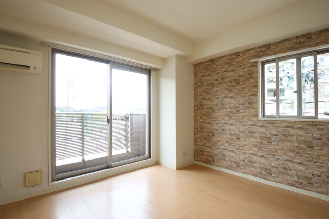 居室・リビング　※別室の参考写真の為、現況優先です。