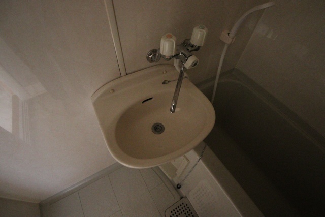 洗面設備　※別室の参考写真の為、現況優先です。