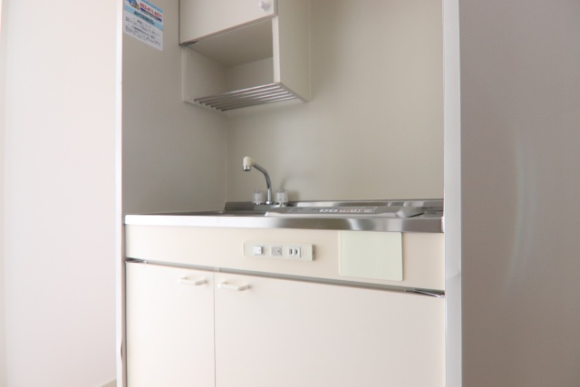 キッチン　※別号室の参考写真です