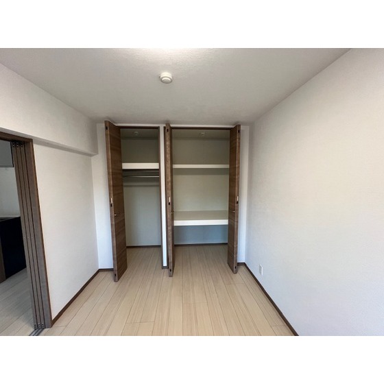 収納　同タイプ別物件の写真です。実際とは異なります。