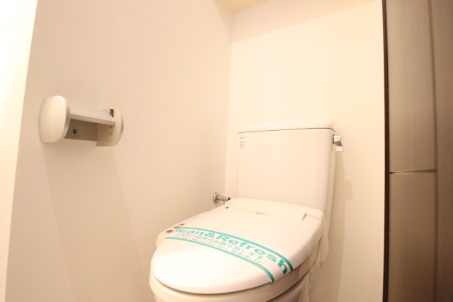 トイレ　※別号室参考写真、現況優先※