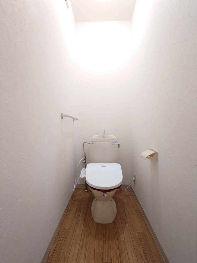 トイレ　トイレ