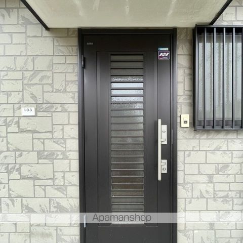 エントランス　エントランス