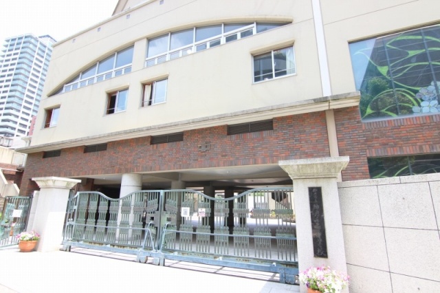 中学校　神戸市立布引中学校（中学校）まで2900m