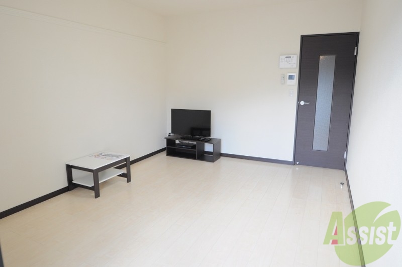 居室・リビング　広々としたお部屋です。